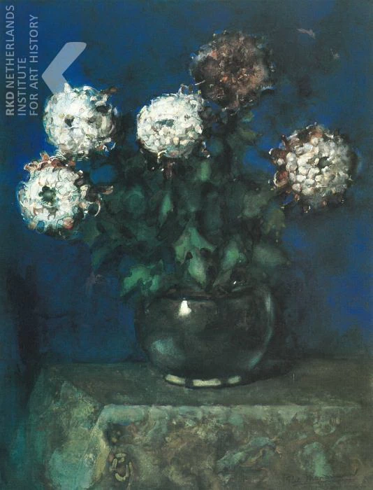 Cinque crisantemi in un vaso rotondo c. 1903